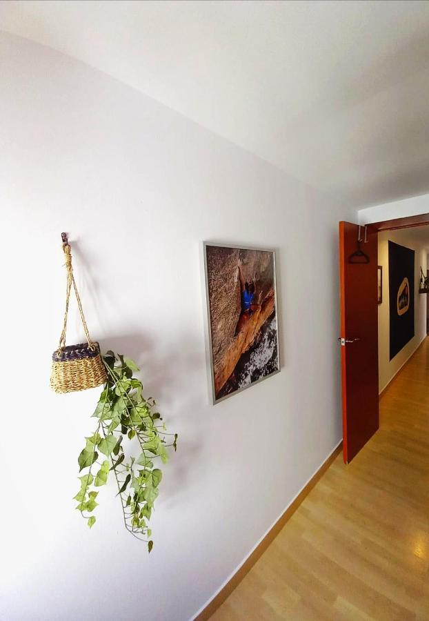 Cornu Karma Apartment Siuranella Cornudella de Montsant Exteriör bild